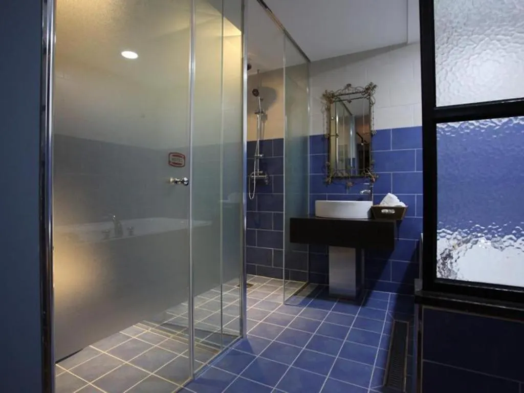 Shampoo Hotel Incheon 2*,