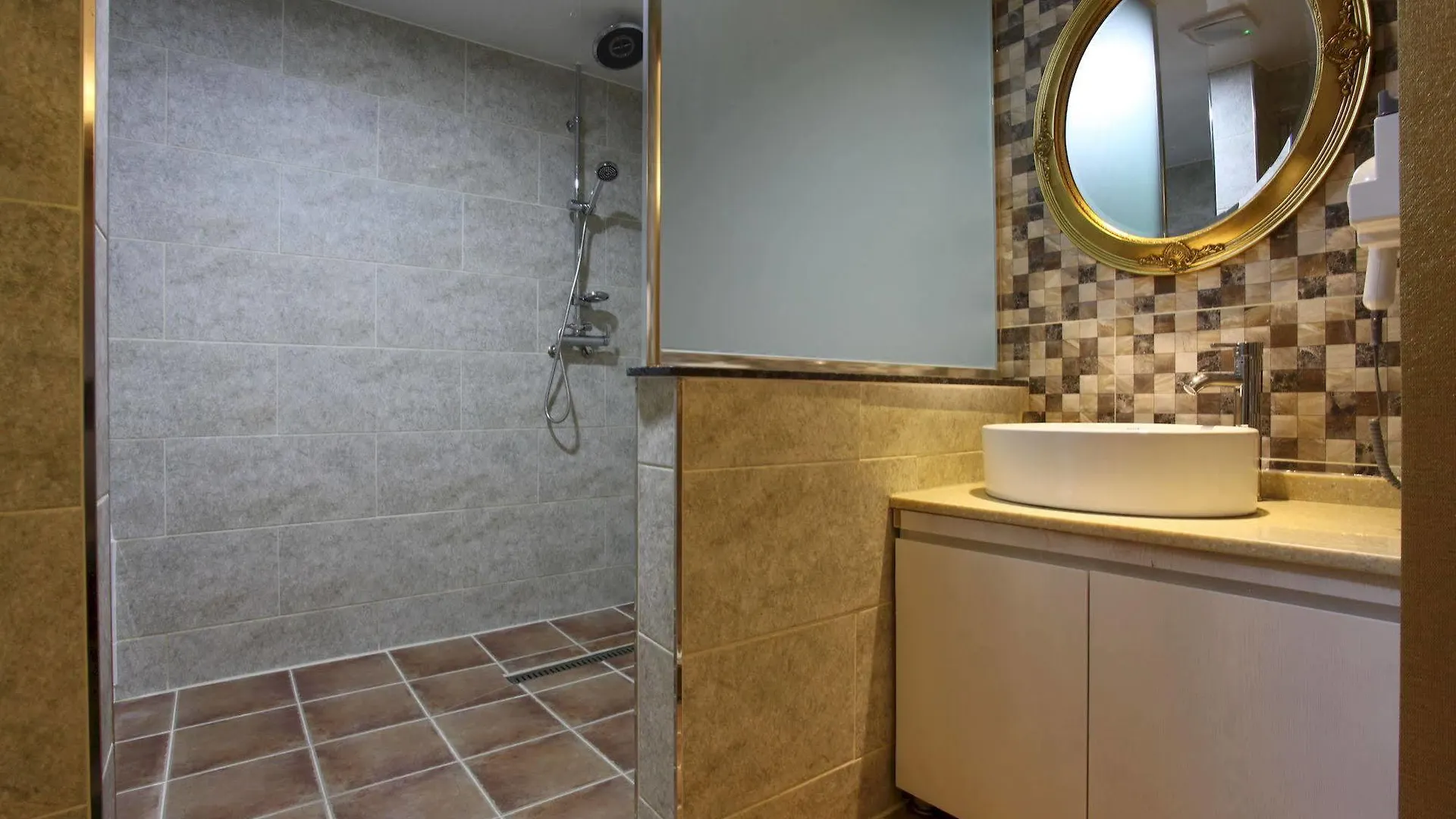 Shampoo Hotel Incheon Motel